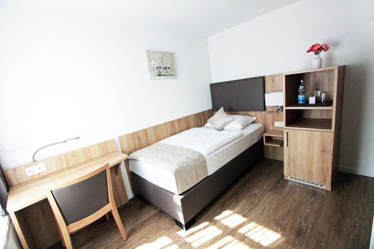 Hotel Adler Бад Фридрихсхал Екстериор снимка