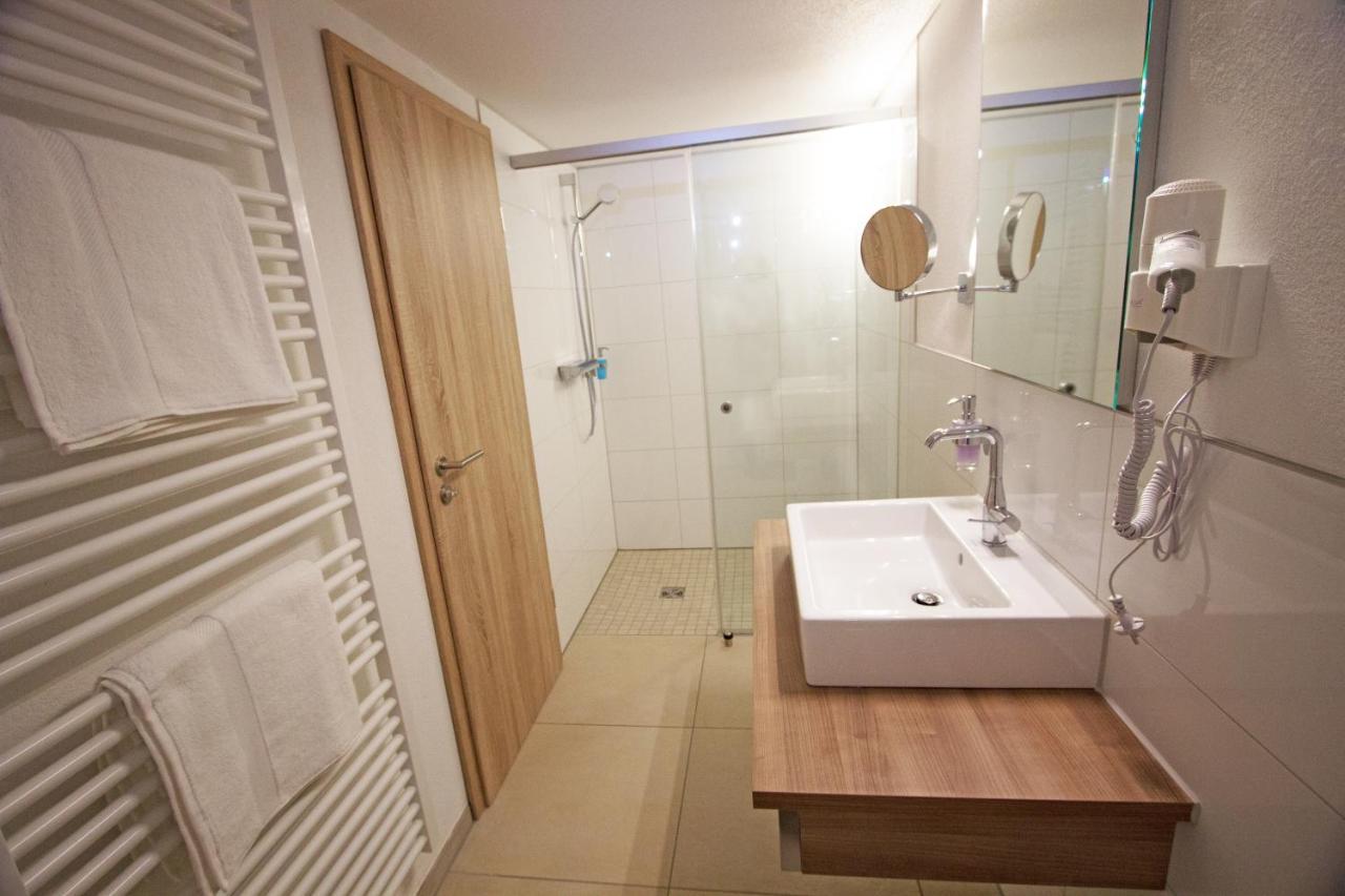 Hotel Adler Бад Фридрихсхал Екстериор снимка